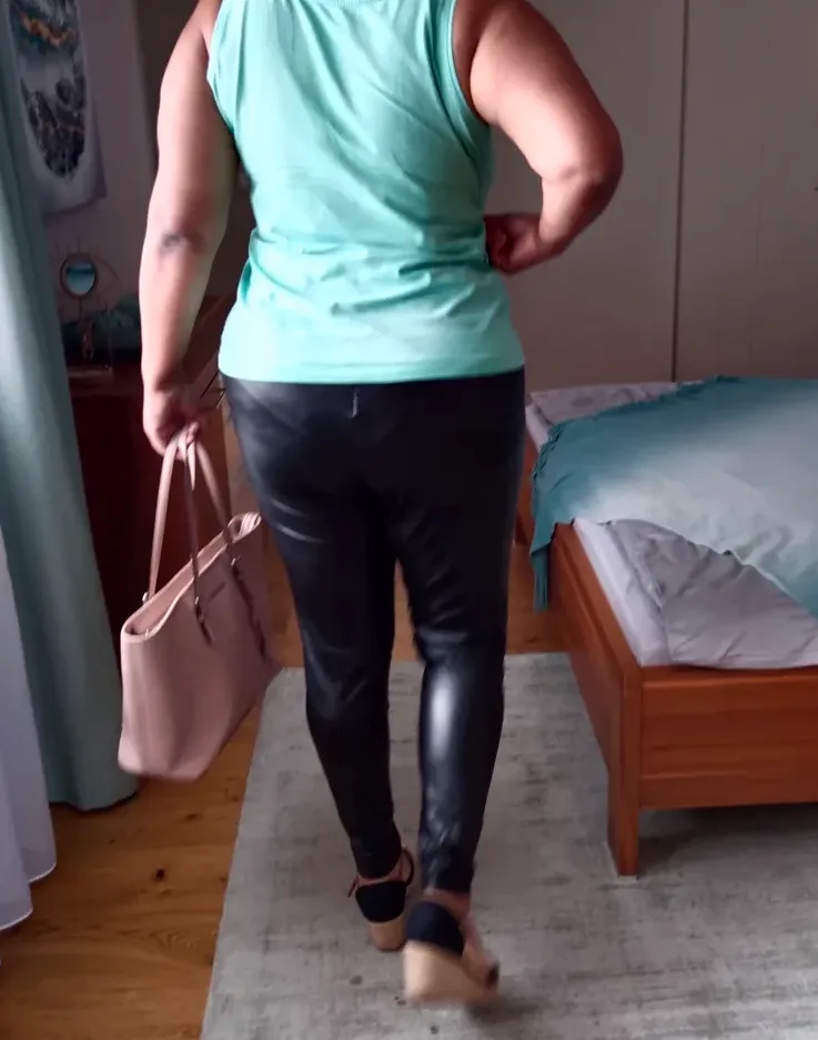 Angelika, 20