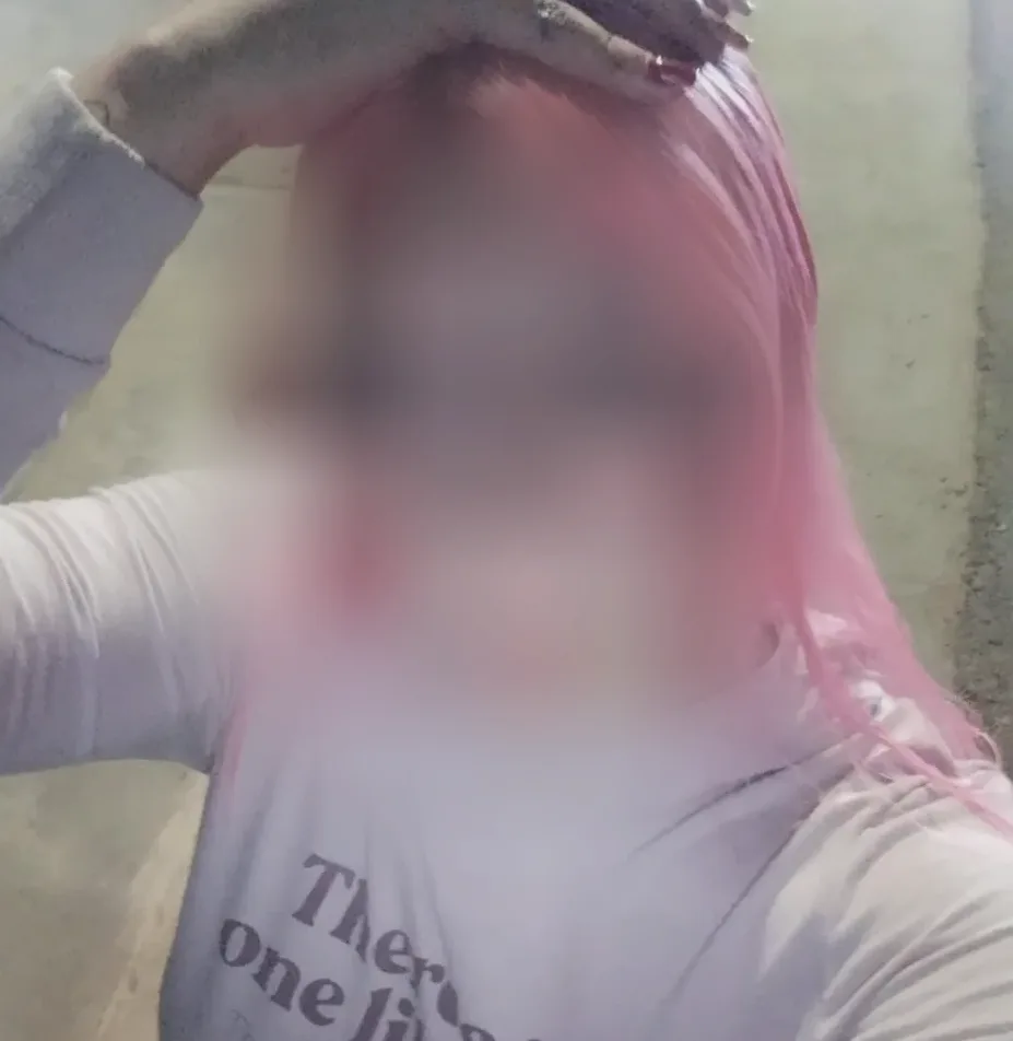 Valerie, 22
